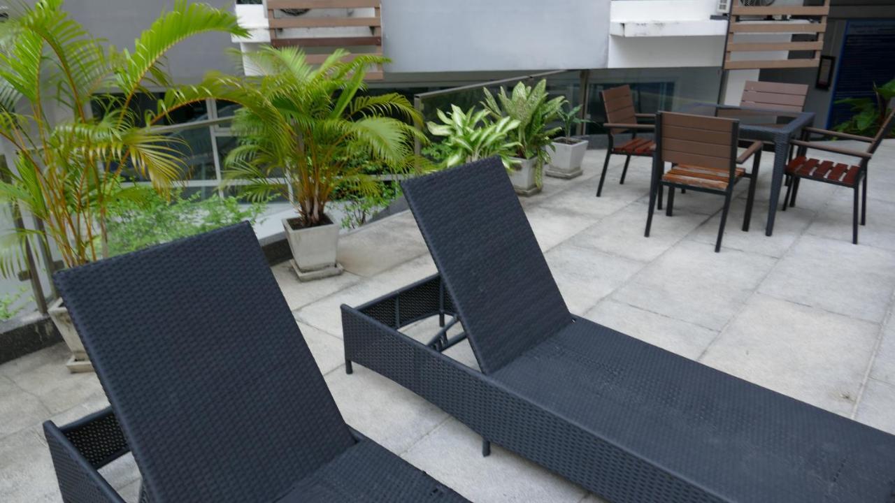 Sundowner Sukhumvit Banguecoque Exterior foto